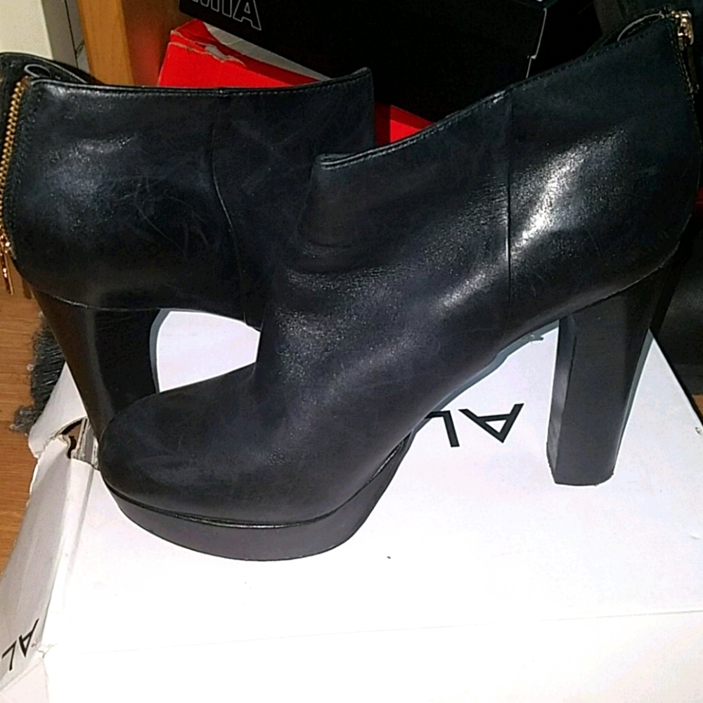 Leather booties